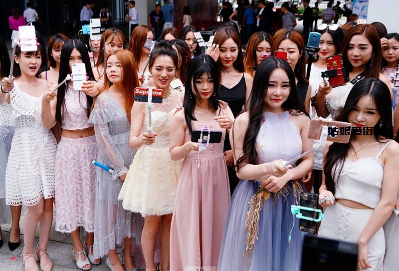 中国目前最红的网红都是谁？